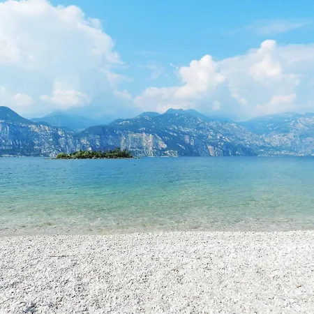 Lägenhet Mansardino