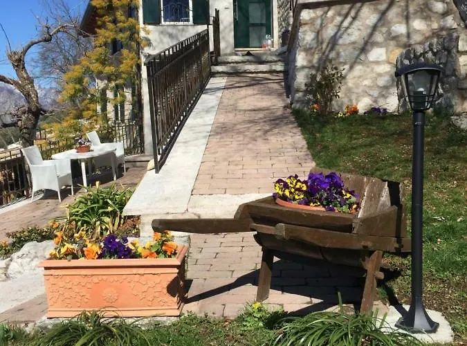 Διαμέρισμα Mansardino Μαλτσεζίνε